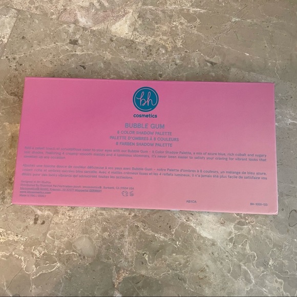 BH Cosmetics Sweet Shoppe Bubble Gum Eyeshadow Palette Blue - Picture 8 of 8